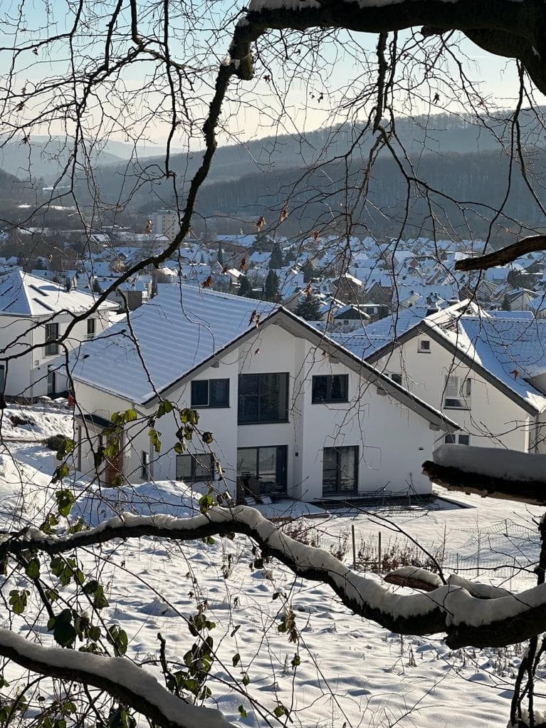 Zwei Dinge standen fest, als wir 2020 mit der Planung unseres Eigenheimes starteten: Es soll ein Fer - Bild 3